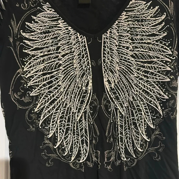Women's t shirt with shredded arms and wings on front and back - Picture 2 of 5